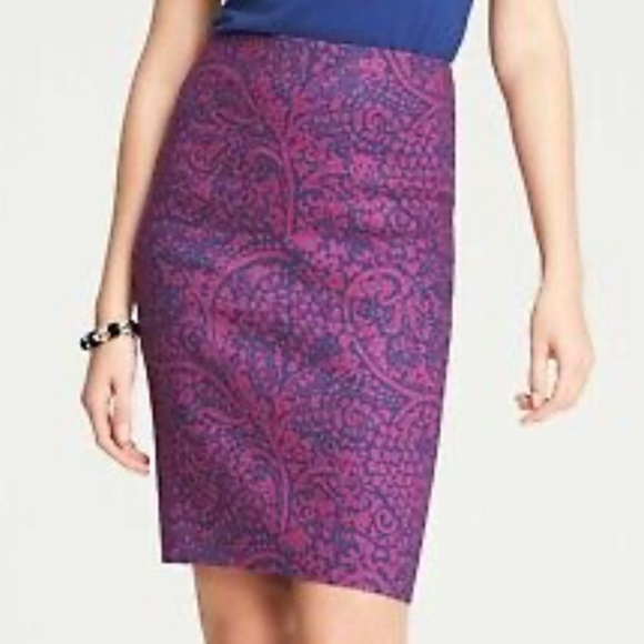 Ann Taylor Dresses & Skirts - Ann Taylor Pencil Skirt Womens Petite 12P Linen Stretch Purple Paisley Print
